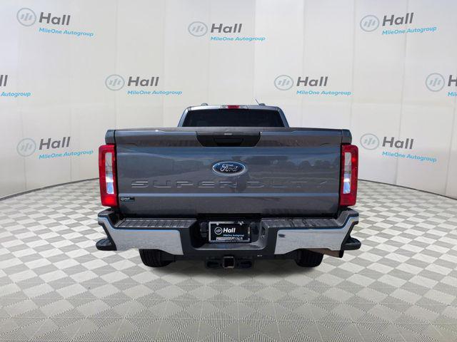 2025 Ford F-250 XLT