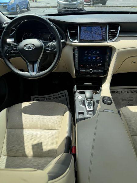 2019 INFINITI QX50 ESSENTIAL