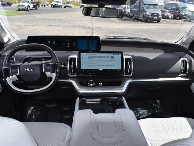 2025 Ford Expedition Platinum MAX