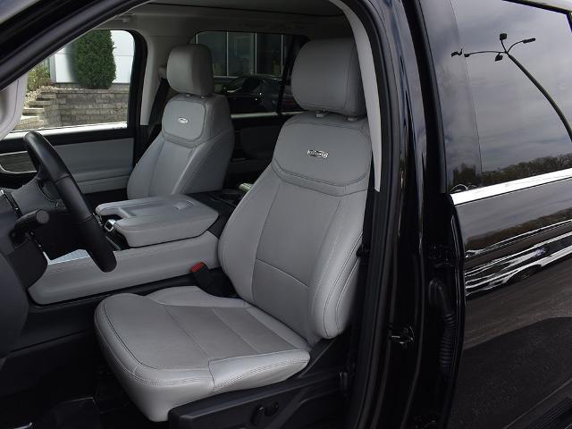 2025 Ford Expedition Platinum MAX