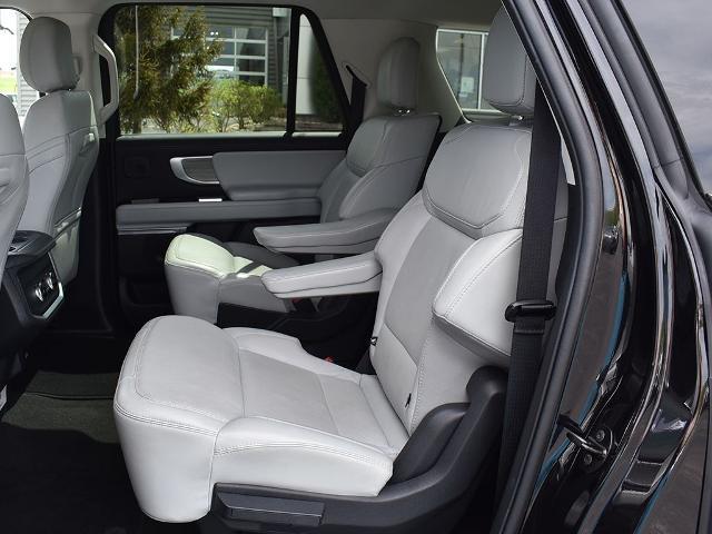 2025 Ford Expedition Platinum MAX