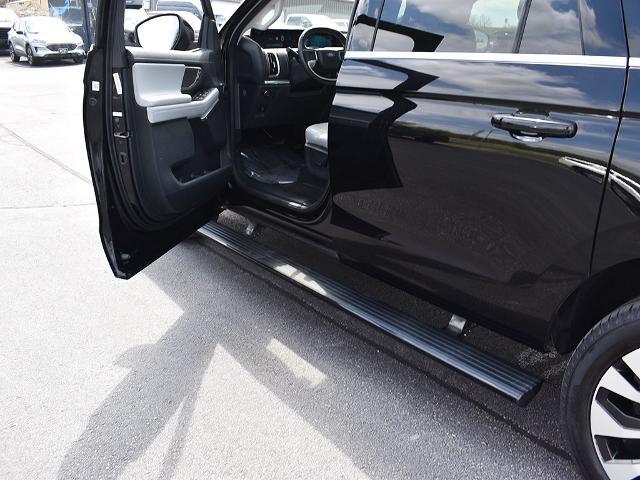 2025 Ford Expedition Platinum MAX