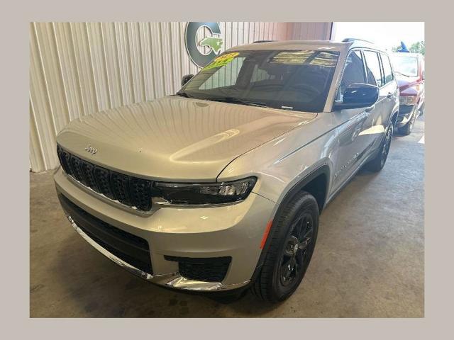 2023 Jeep Grand Cherokee L Laredo 4x4 for sale in South Boston, VA