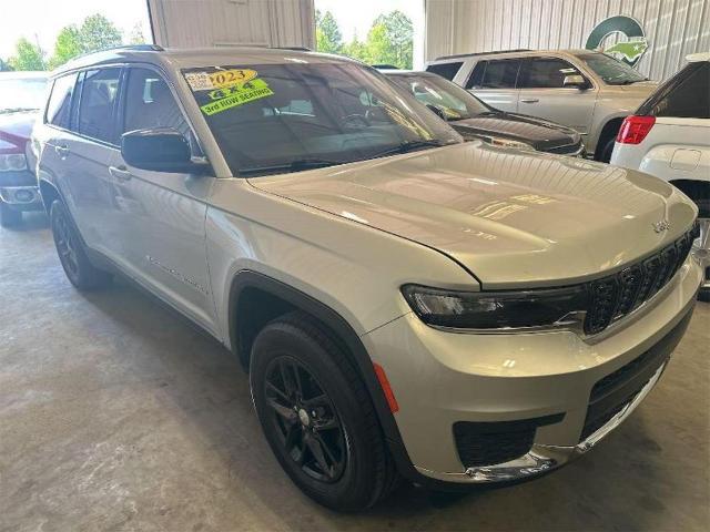 2023 Jeep Grand Cherokee L Laredo 4x4