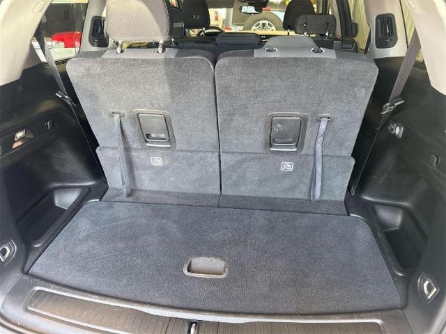 2023 Jeep Grand Cherokee L Laredo 4x4