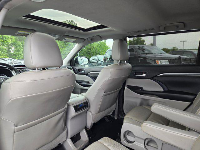 2019 Toyota Highlander 4d SUV FWD LE Plus