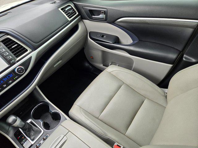 2019 Toyota Highlander 4d SUV FWD LE Plus