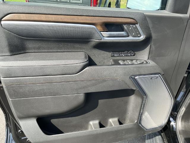 2025 Chevrolet Silverado 1500 4WD Crew Cab Short Bed High Country
