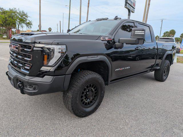 2024 GMC Sierra 2500HD 4WD Crew Cab Standard Bed AT4X