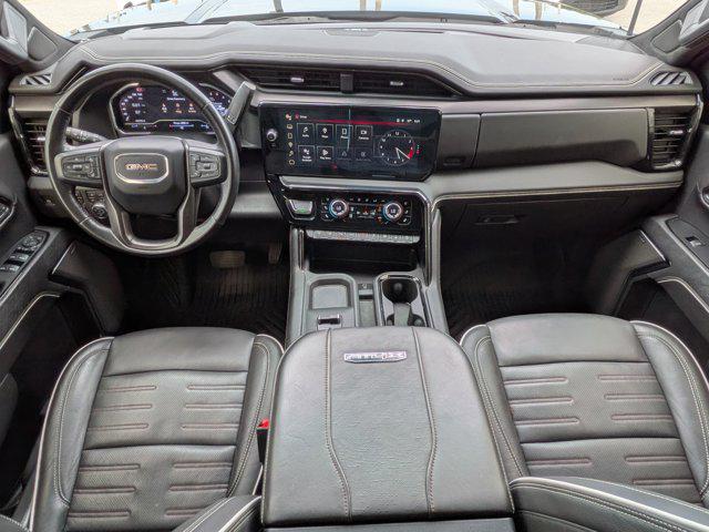 2024 GMC Sierra 2500HD 4WD Crew Cab Standard Bed AT4X