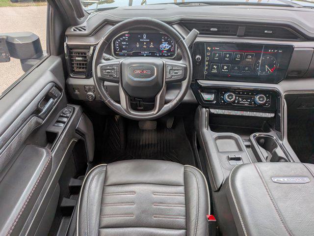 2024 GMC Sierra 2500HD 4WD Crew Cab Standard Bed AT4X