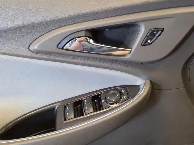 2016 Chevrolet Malibu 1LT