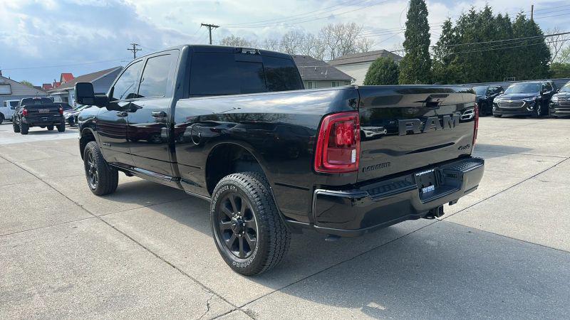 2025 Ram 2500 Laramie Crew Cab 4x4 64 Box