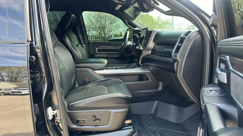 2025 Ram 2500 Laramie Crew Cab 4x4 64 Box