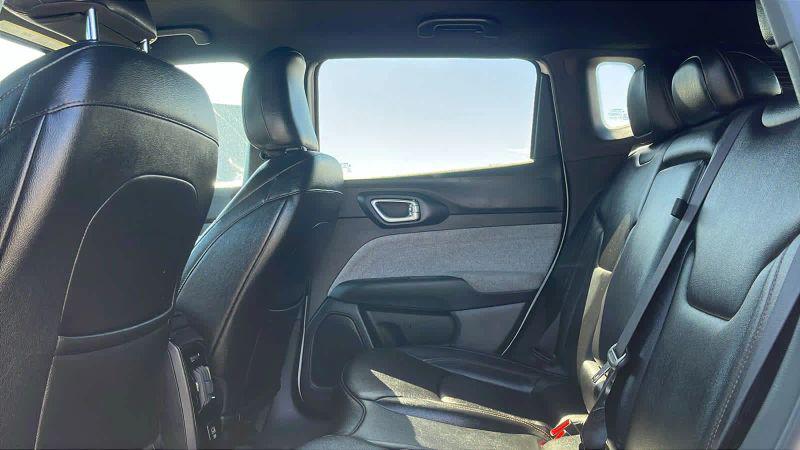 2024 Jeep Compass Latitude Lux FWD