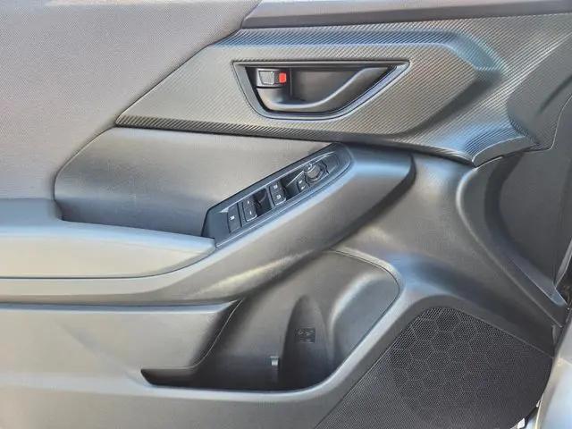 2025 Subaru Crosstrek 2.0i