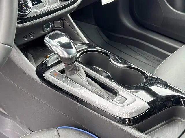 2026 Buick NV Sport Touring FWD