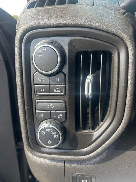 2020 Chevrolet Silverado 1500 4WD Crew Cab Short Bed Custom