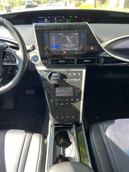 2017 Toyota Mirai Base