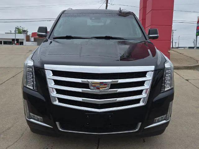2017 Cadillac Escalade ESV Luxury