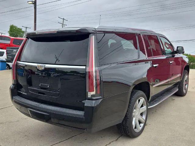 2017 Cadillac Escalade ESV Luxury