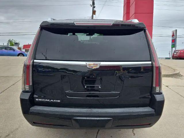2017 Cadillac Escalade ESV Luxury