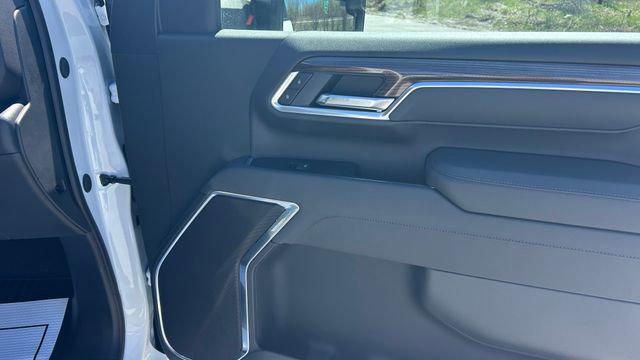 2026 Chevrolet Silverado 2500HD Crew Cab, Standard Bed, LT, 4WD