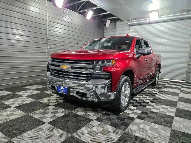 2022 Chevrolet Silverado 1500 4WD Crew Cab Short Bed LTZ