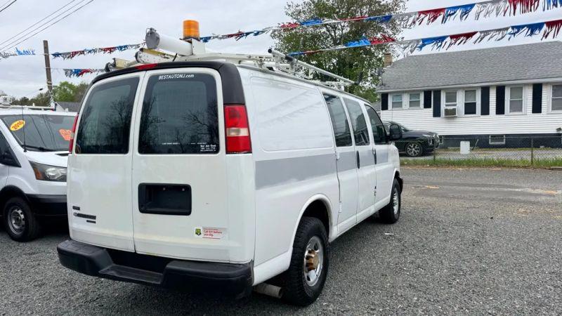 2011 Chevrolet Express Work Van