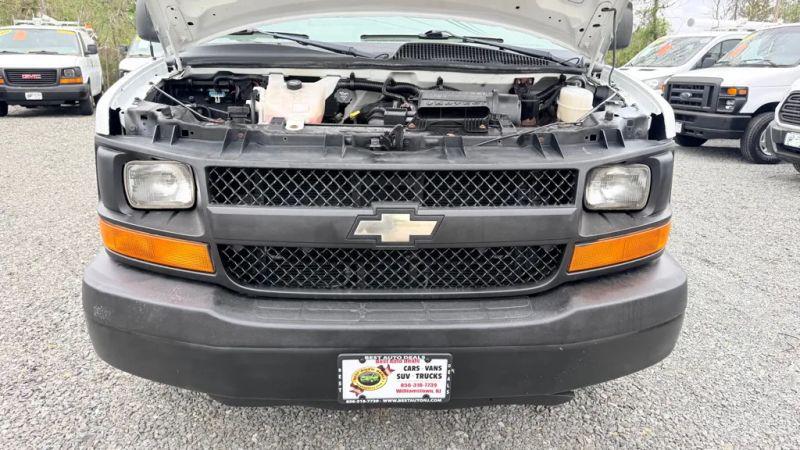 2011 Chevrolet Express Work Van