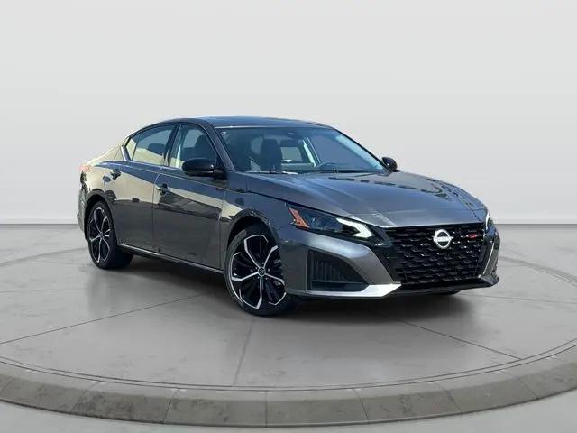 2026 Nissan Altima SR FWD for sale in Valencia, CA
