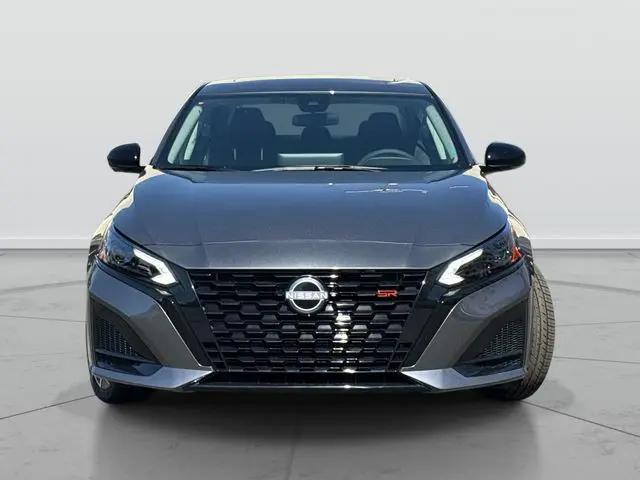 2026 Nissan Altima SR FWD