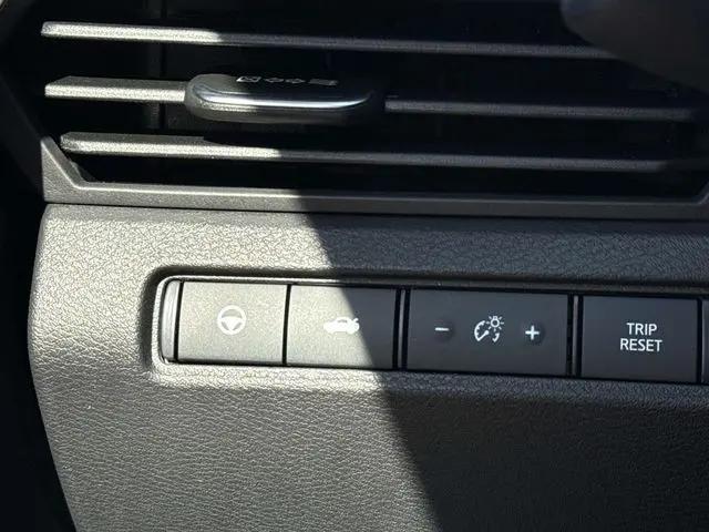 2026 Nissan Altima SR FWD