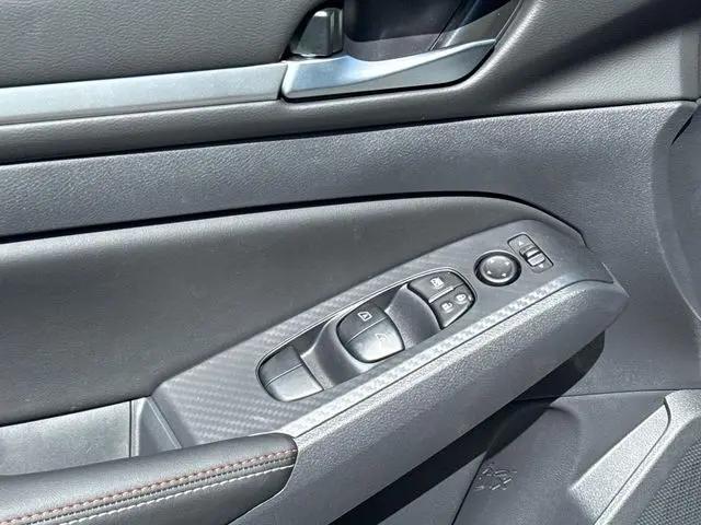 2026 Nissan Altima SR FWD