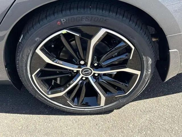 2026 Nissan Altima SR FWD