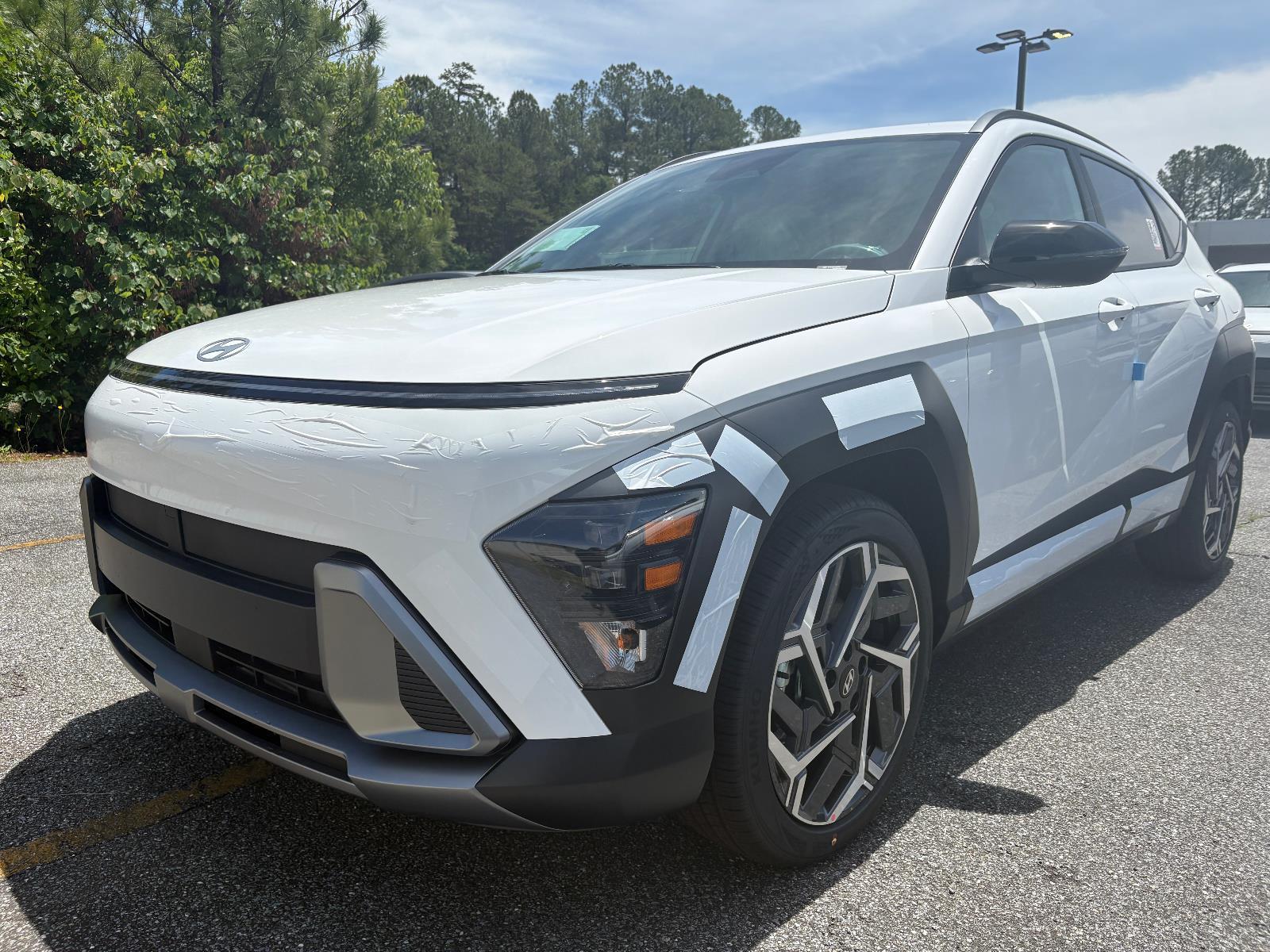 2026 Hyundai Kona SEL Premium Automatic's photo