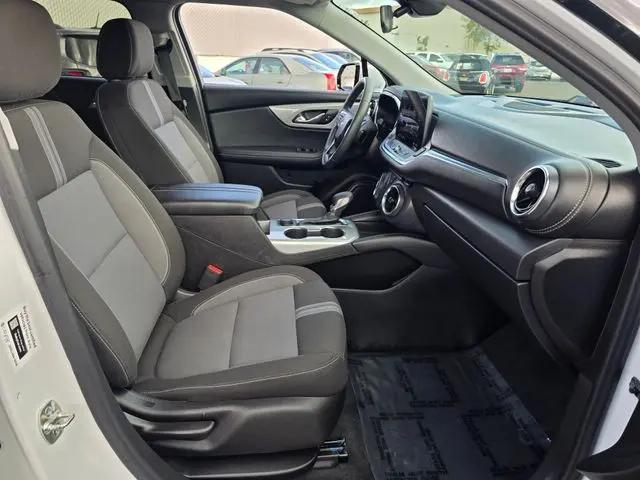 2025 Chevrolet Blazer AWD 2LT