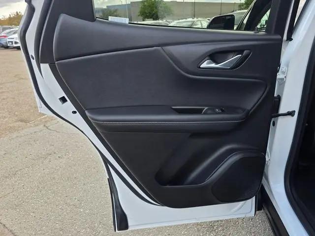 2025 Chevrolet Blazer AWD 2LT