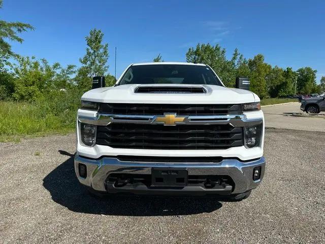 2025 Chevrolet Silverado 2500HD Crew Cab, Long Bed, LT, 4WD