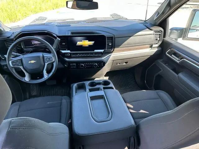 2025 Chevrolet Silverado 2500HD Crew Cab, Long Bed, LT, 4WD