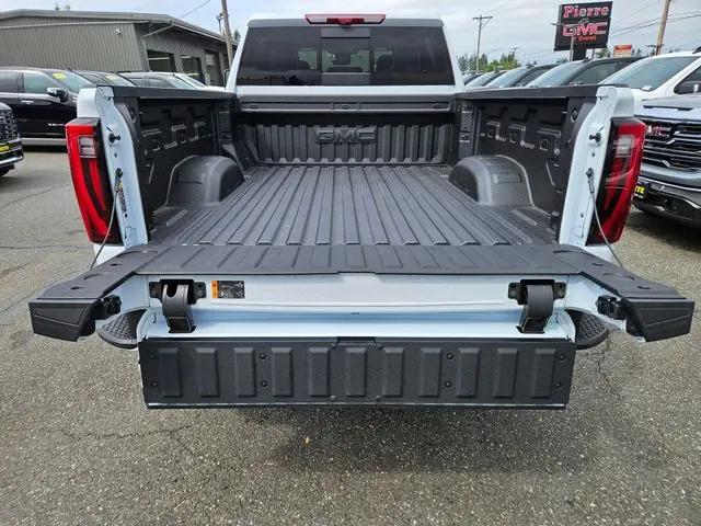 2026 GMC Sierra 2500HD Crew Cab, Standard Bed, Denali Ultimate, 4WD