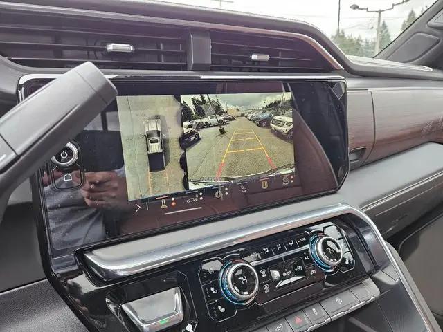 2026 GMC Sierra 2500HD Crew Cab, Standard Bed, Denali Ultimate, 4WD