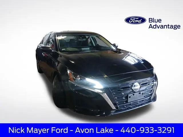 2025 Nissan Altima SV FWD for sale in Avon Lake, OH
