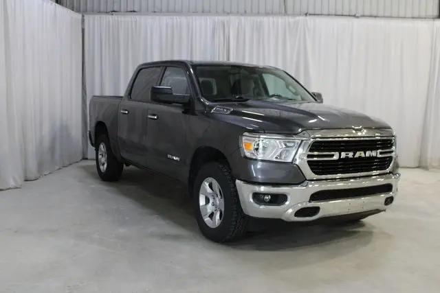 2020 Ram 1500 Big Horn Crew Cab 4x4 5'7" Box