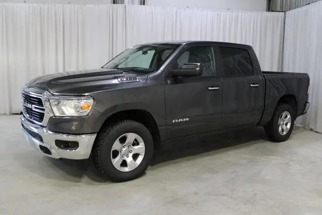 2020 Ram 1500 Big Horn Crew Cab 4x4 5'7" Box