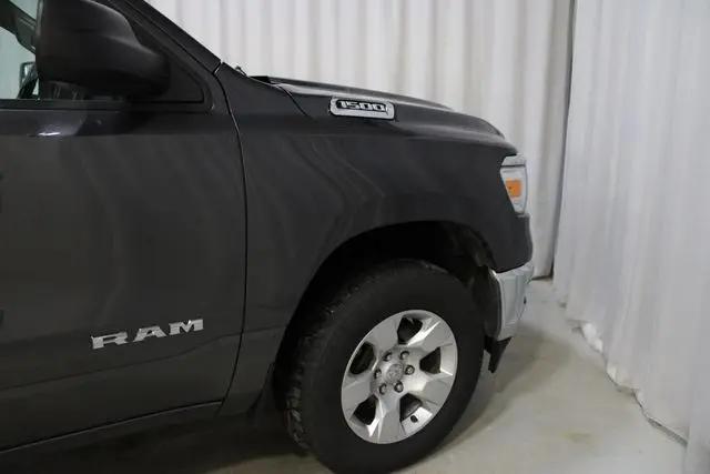 2020 Ram 1500 Big Horn Crew Cab 4x4 5'7" Box