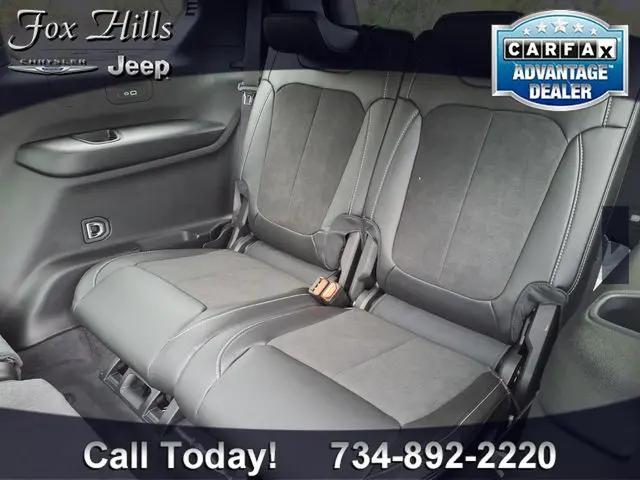 2026 Jeep Grand Cherokee L Altitude 4x4