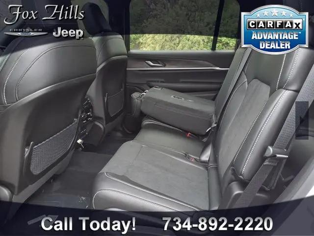 2026 Jeep Grand Cherokee L Altitude 4x4
