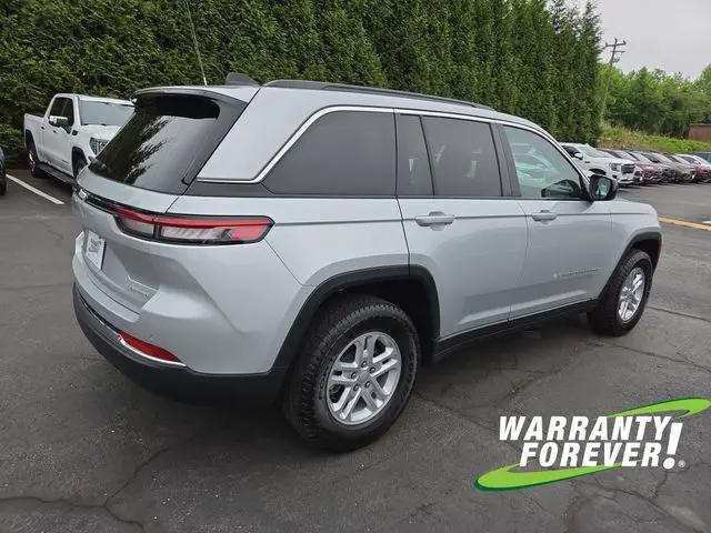 2024 Jeep Grand Cherokee Laredo 4x4