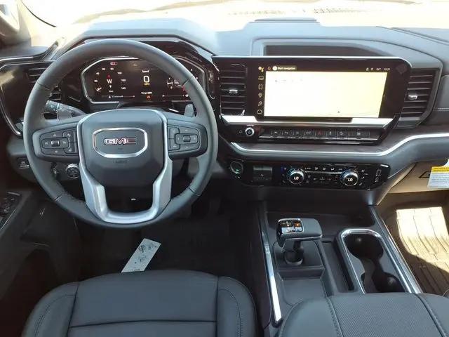 2026 GMC Sierra 1500 Crew Cab, Short Bed, SLT, 4WD